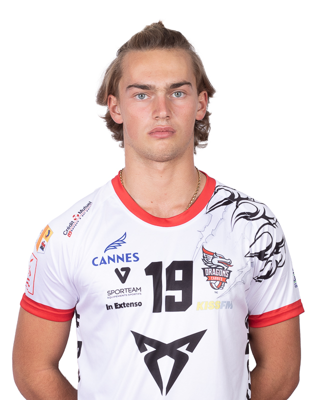 https://www.ascannesvolley.com/wp-content/uploads/2022/09/SD4A0521-1-logo©sylvaindelaissez.jpg